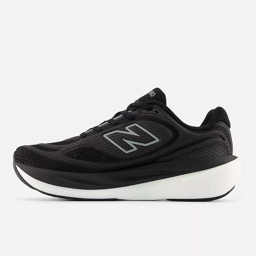 NEW NEW BALANCE women's 1080 v15 sneaker in black